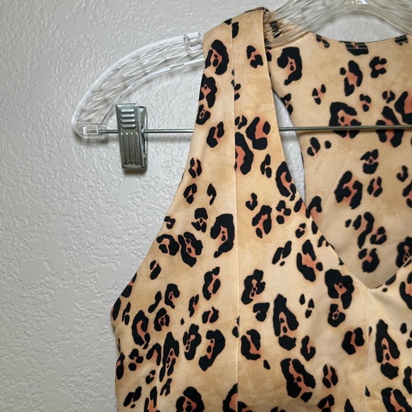 Fabletics Athletic Leopard Print Racerback Sports Bra Women's Workout Fitness - Picture 2 of 5